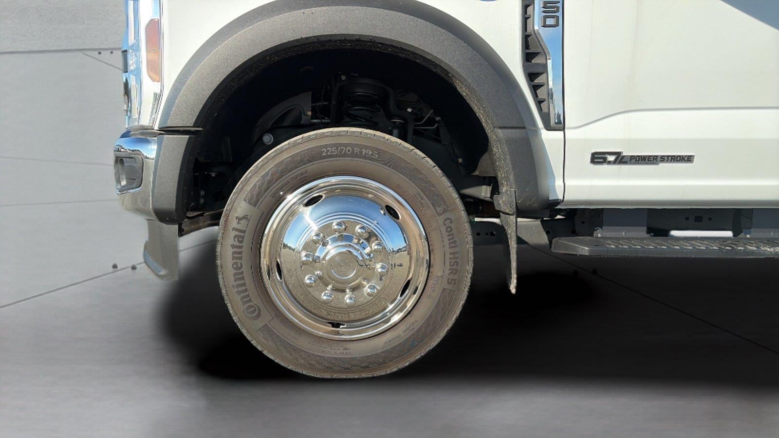 2024 Ford Super Duty F-550 DRW XL