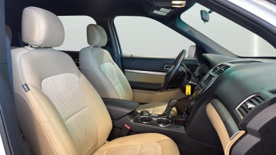 2017 Ford Explorer Base