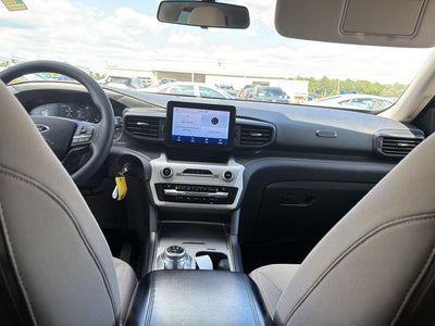 2021 Ford Explorer Base