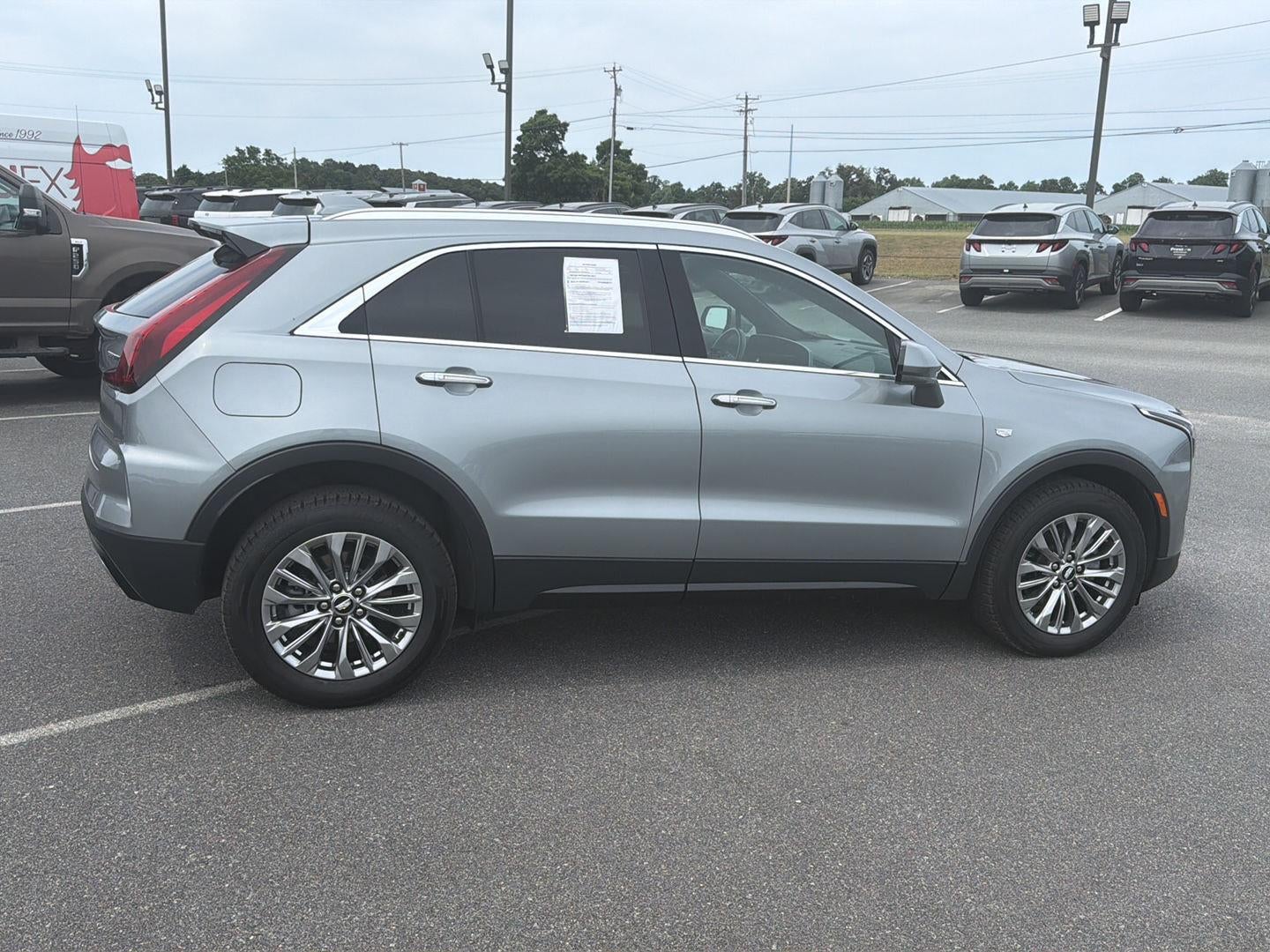 2024 Cadillac XT4 AWD Premium Luxury
