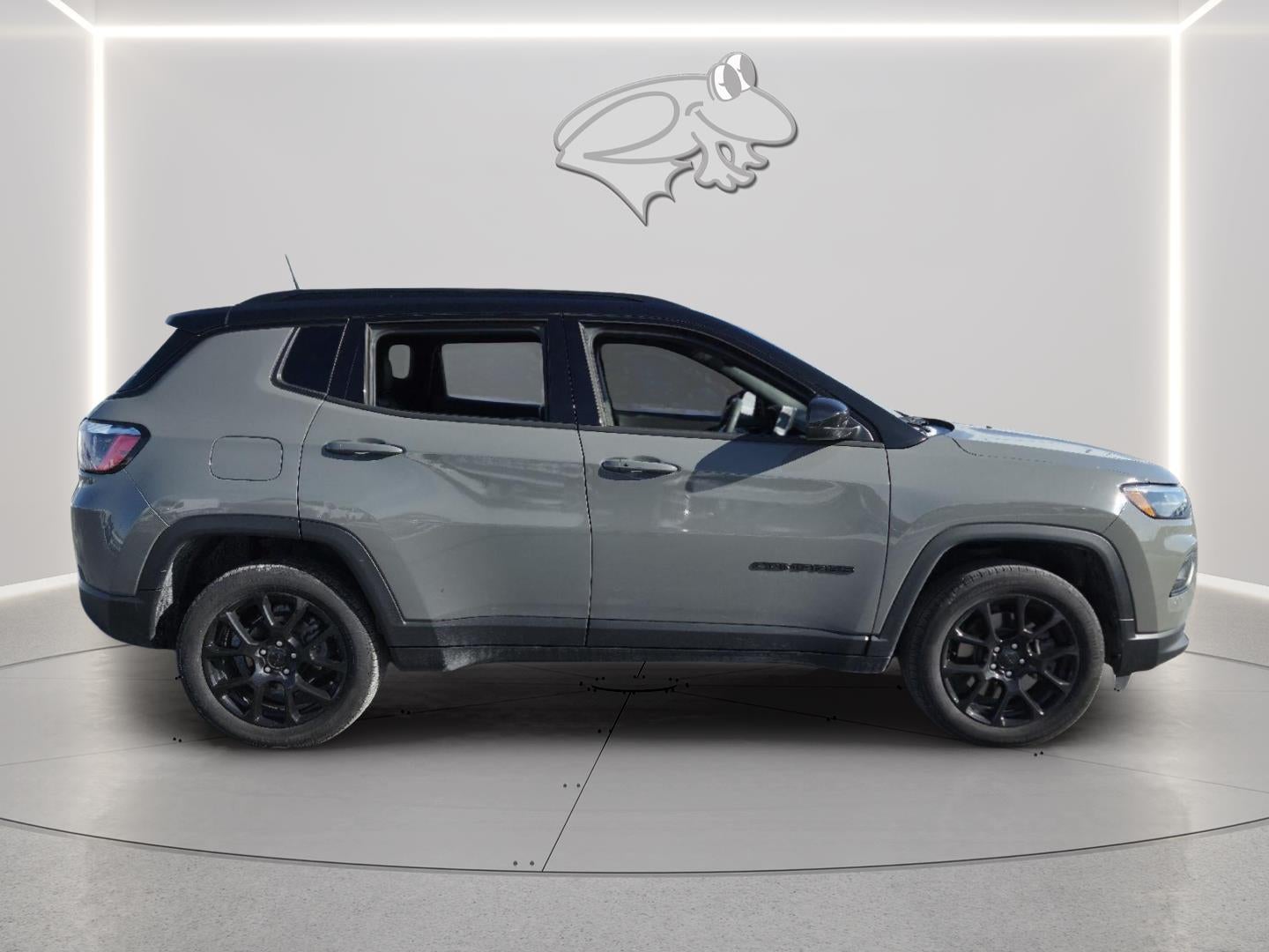 2023 Jeep Compass Altitude