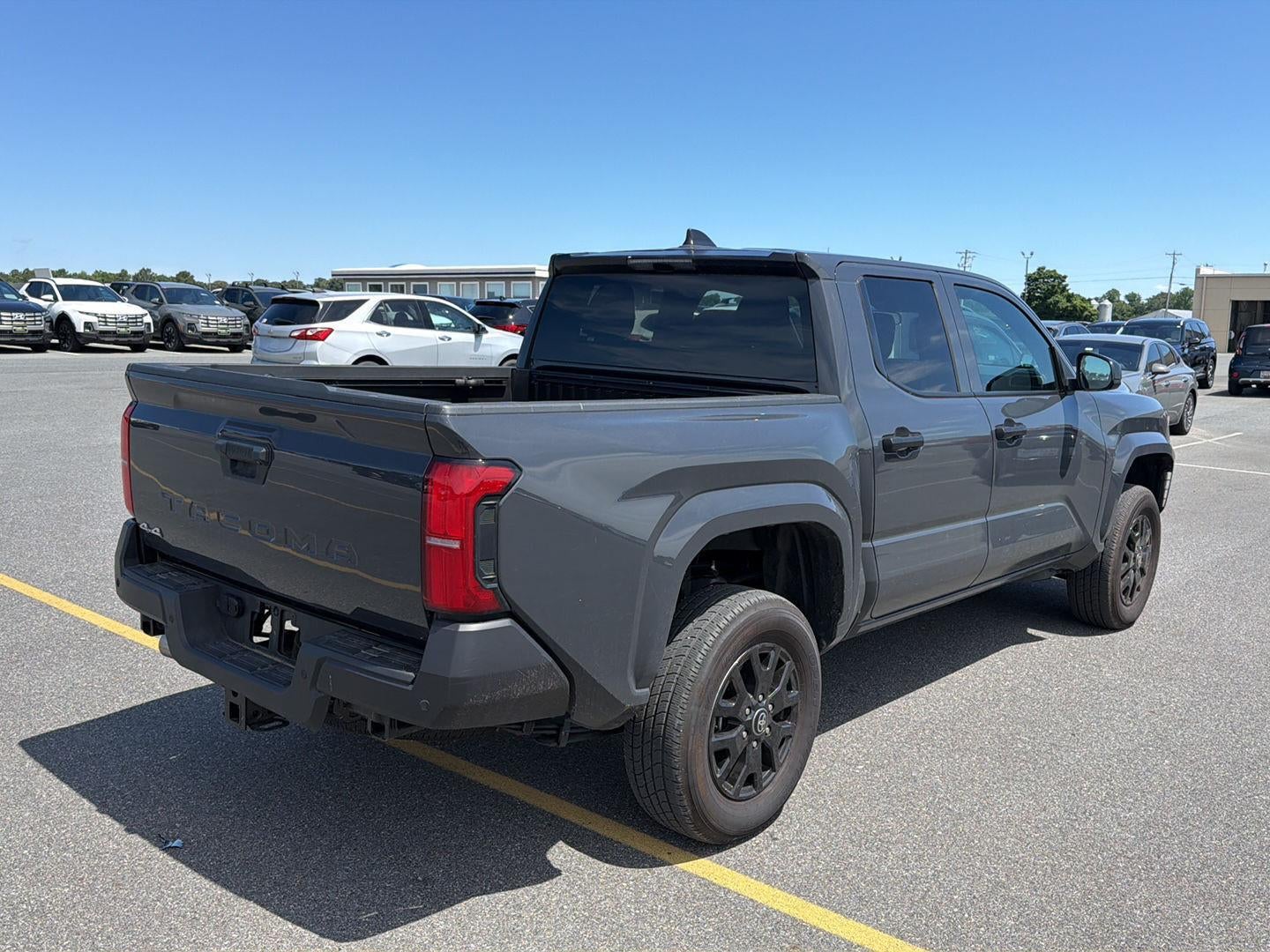 2025 Toyota TACOMA SR
