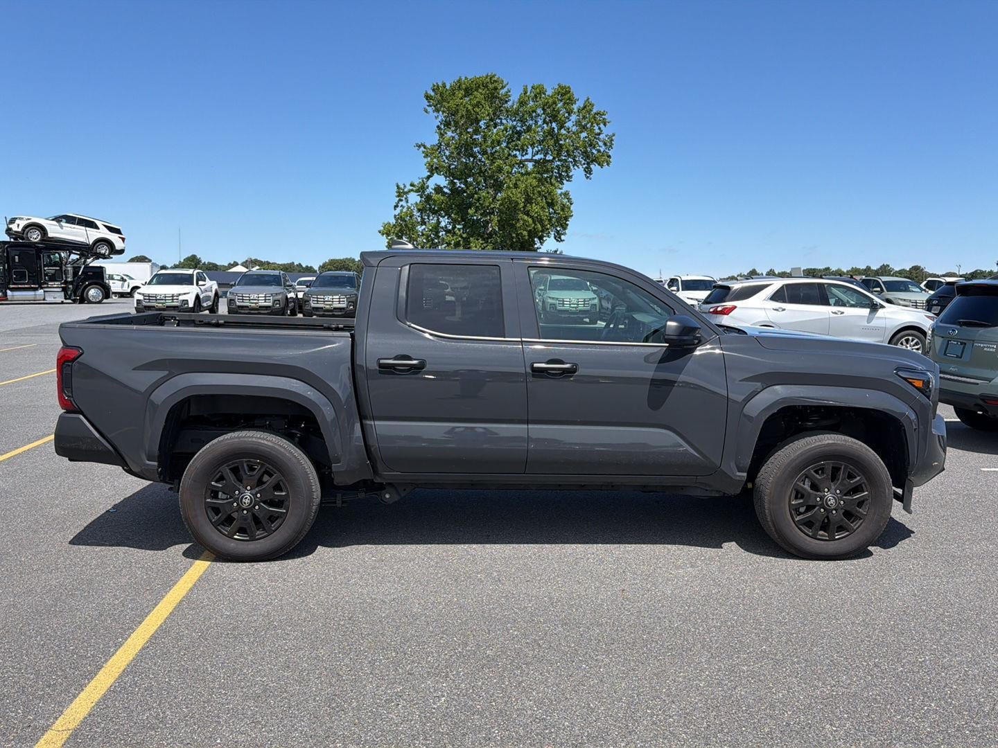 2025 Toyota TACOMA SR