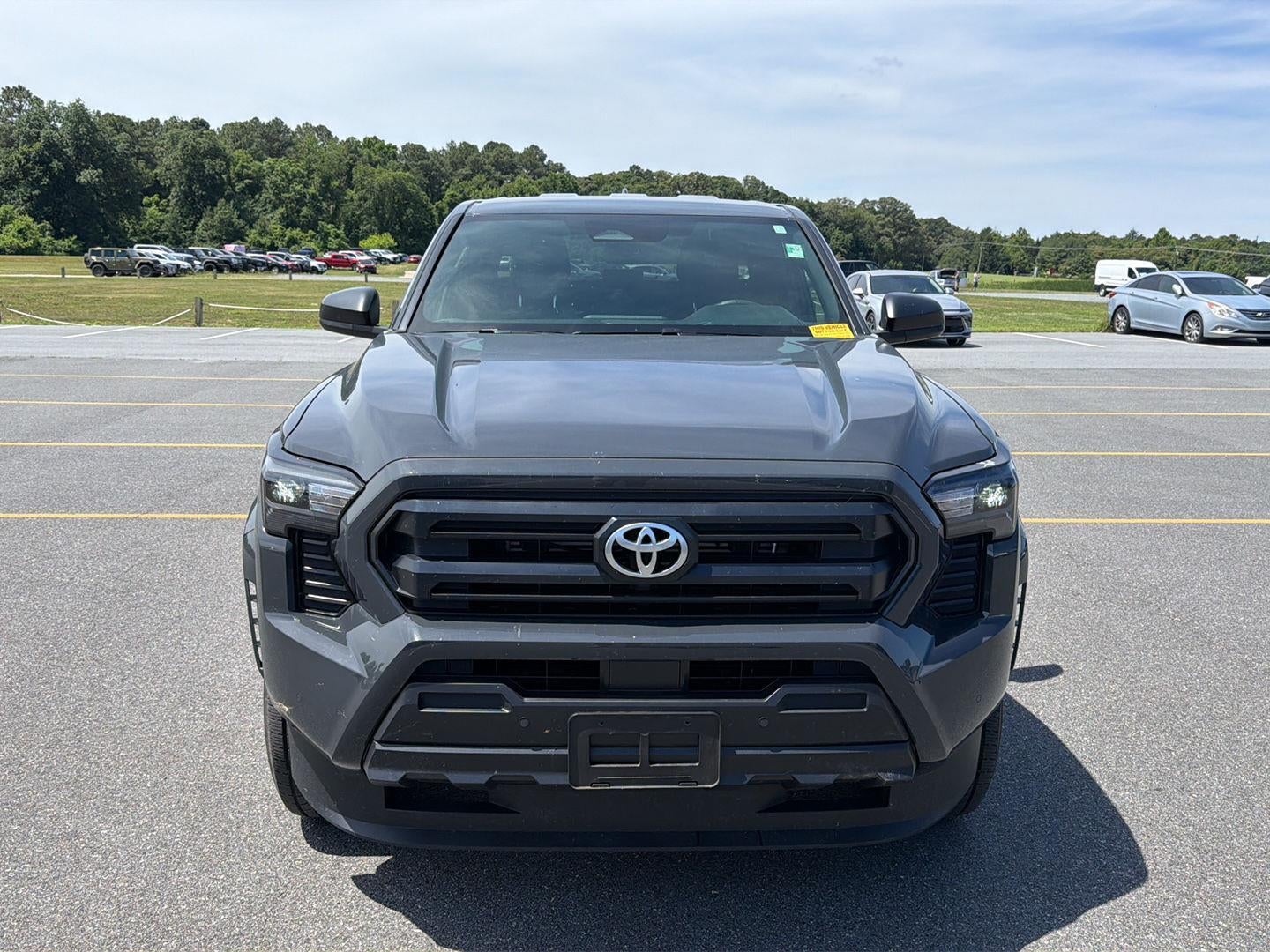 2025 Toyota TACOMA SR