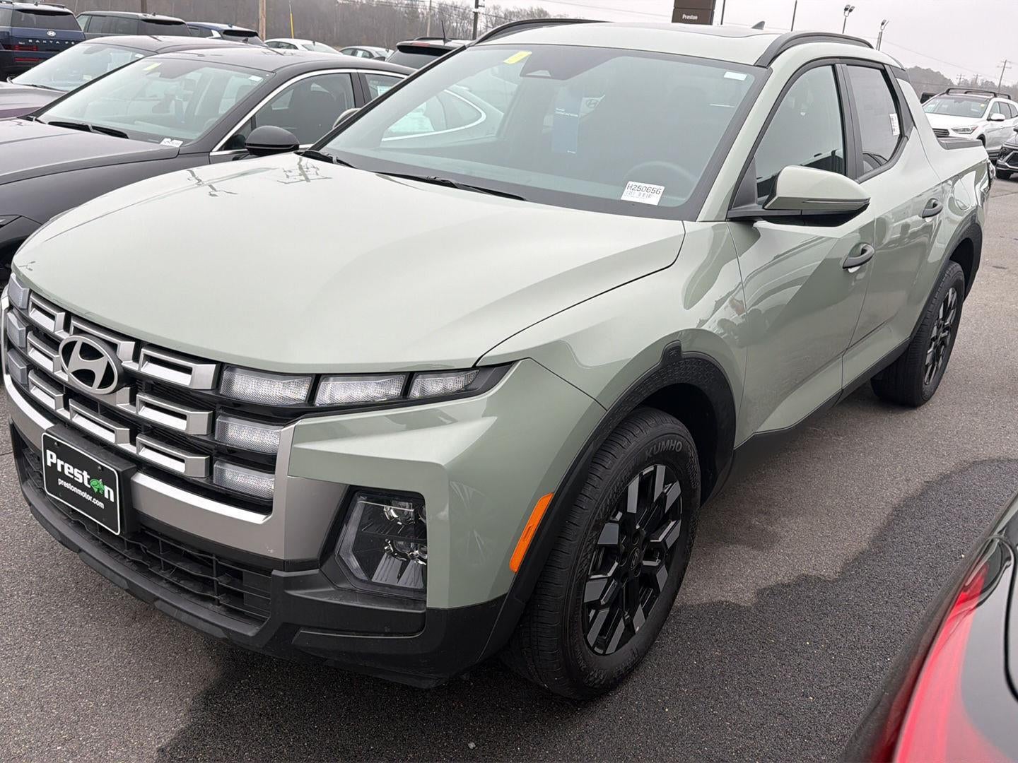 2025 Hyundai Santa Cruz SEL Activity