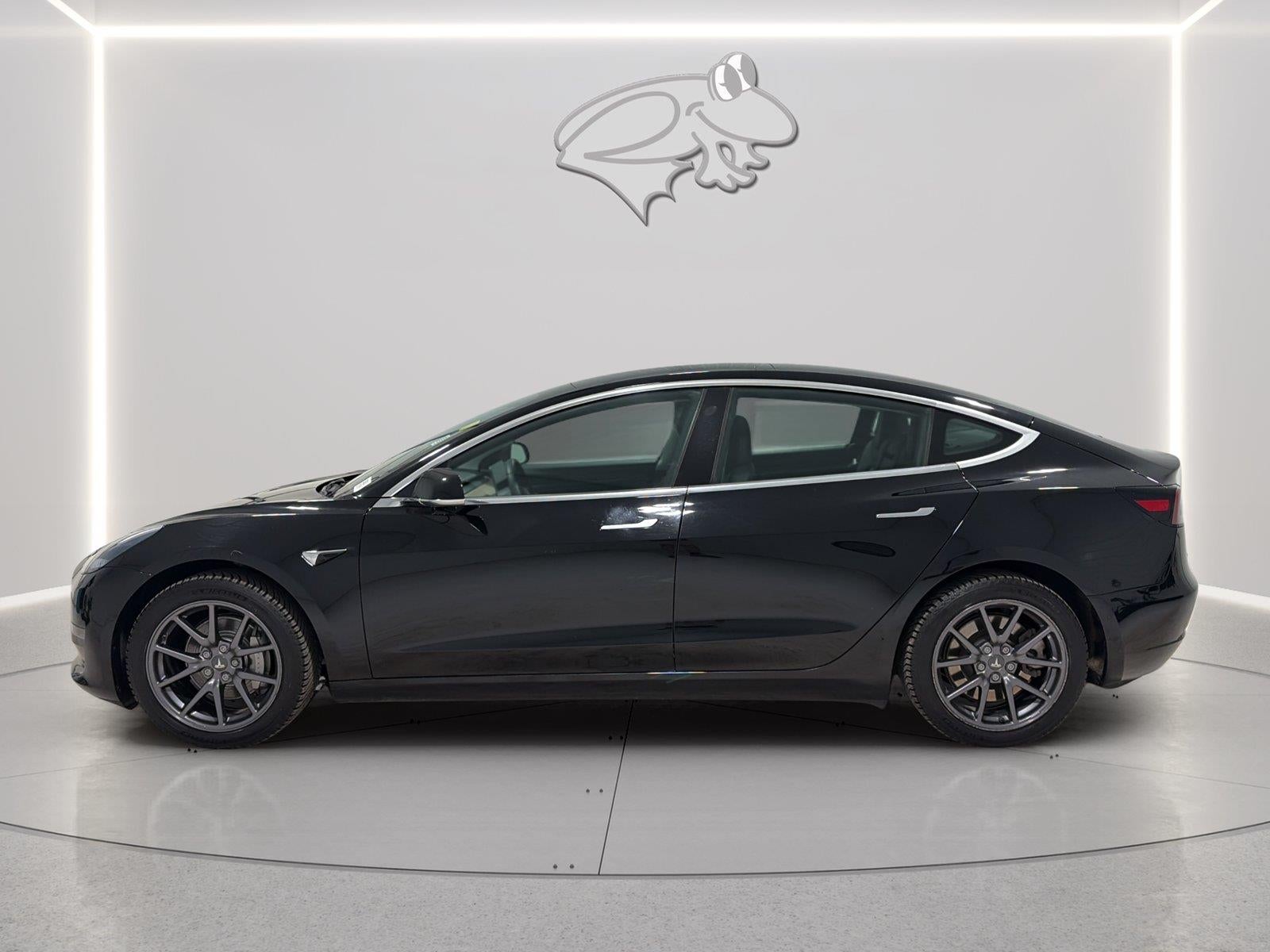 2020 Tesla Model 3 Standard Range
