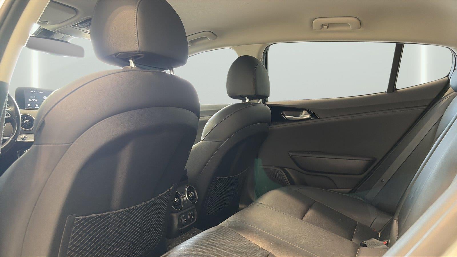 2018 Kia Stinger Base