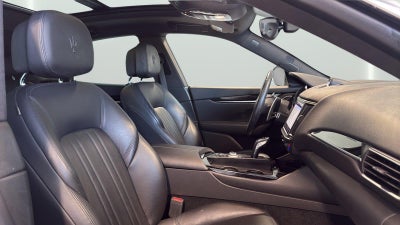 2023 Maserati Levante Modena