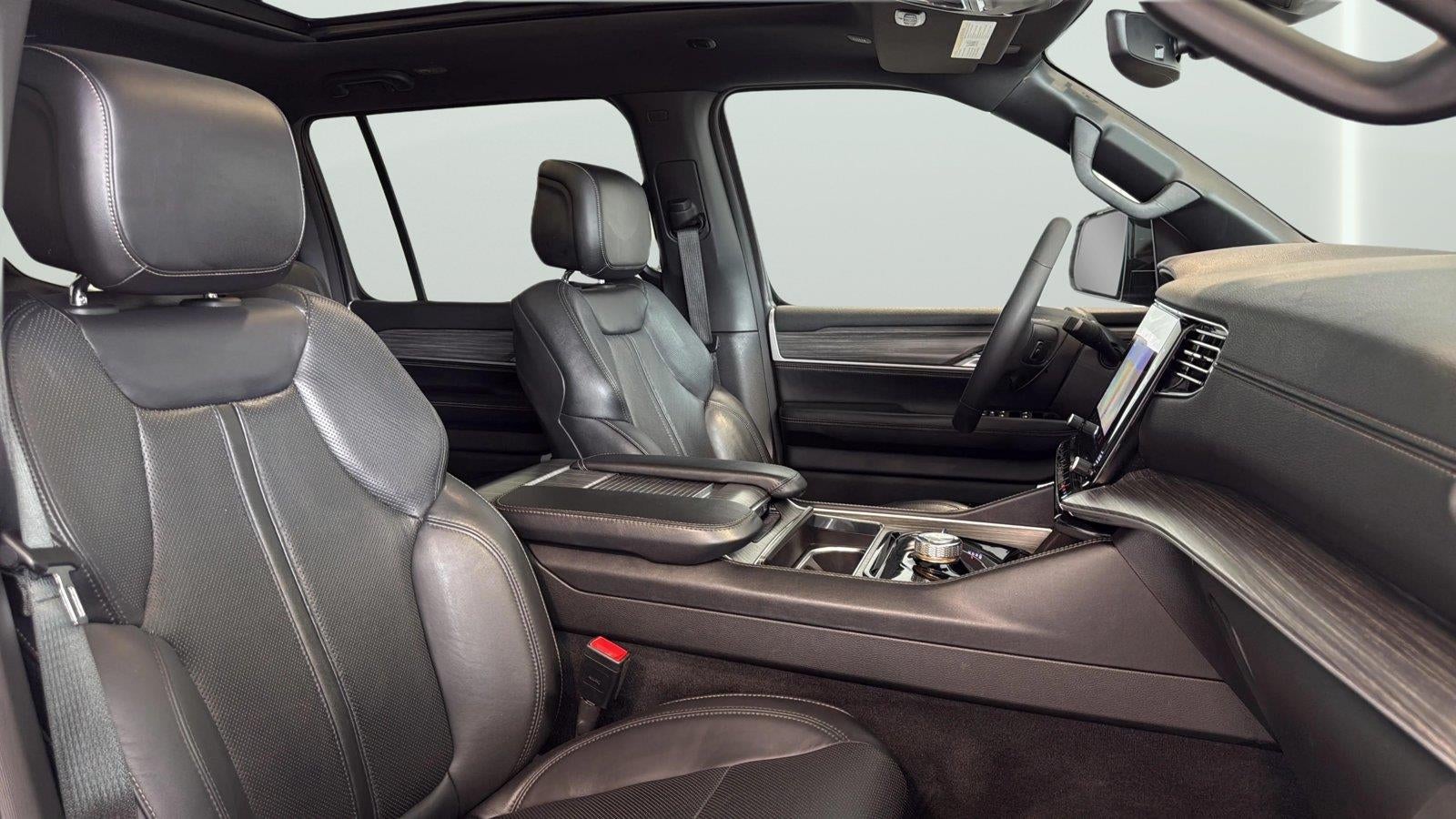 2023 Jeep Wagoneer Series II