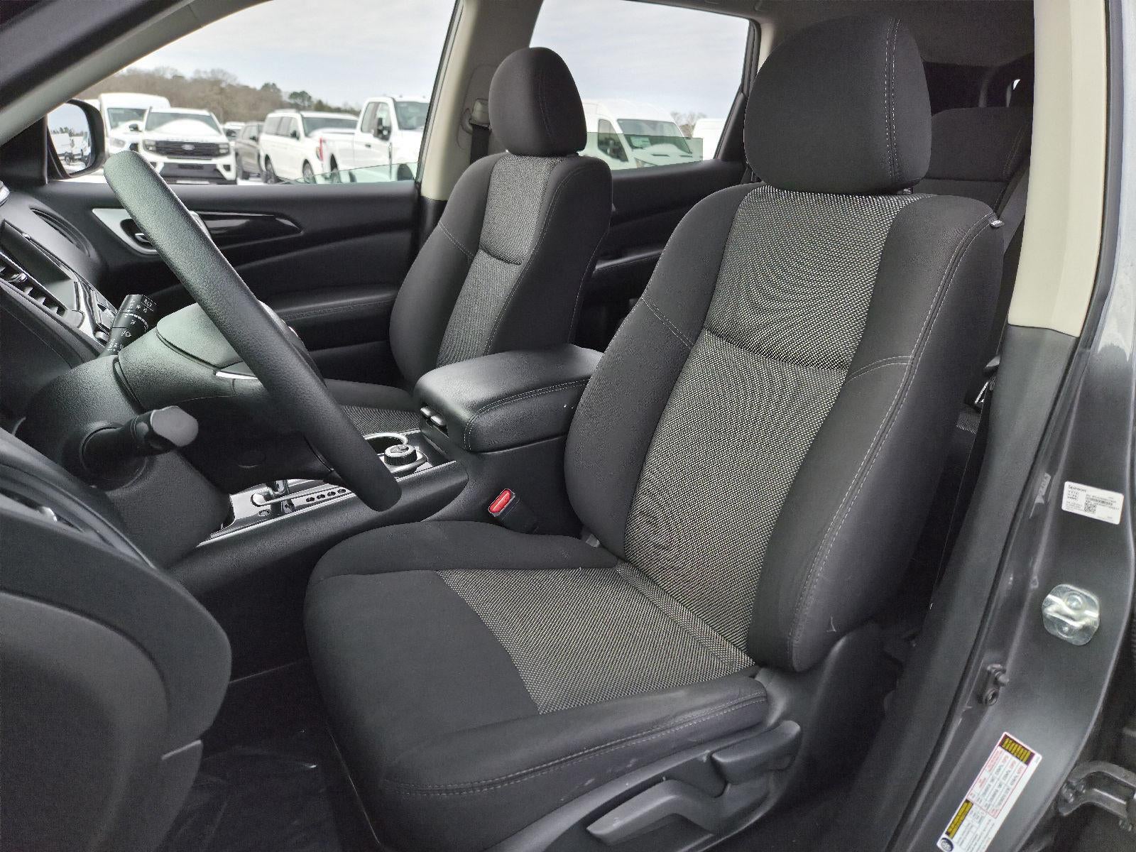 2020 Nissan Pathfinder S