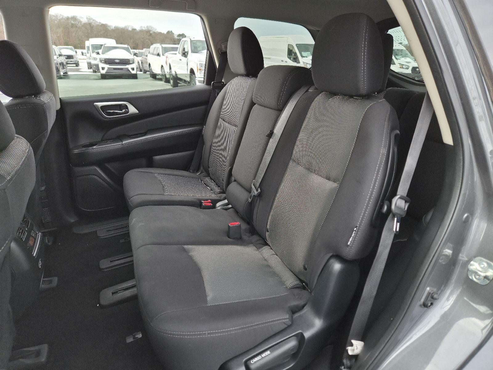 2020 Nissan Pathfinder S