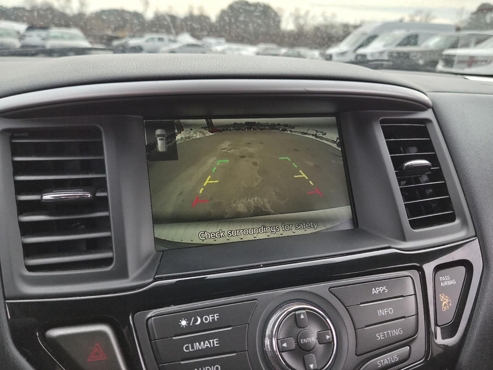 2020 Nissan Pathfinder S