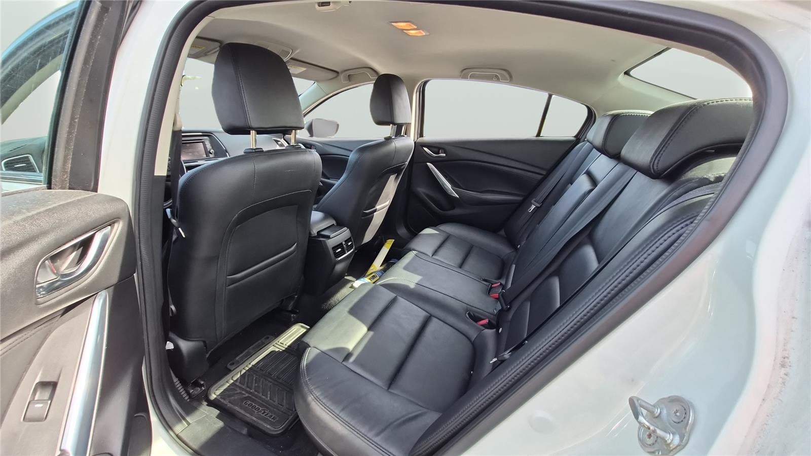 2015 Mazda Mazda6 i Touring