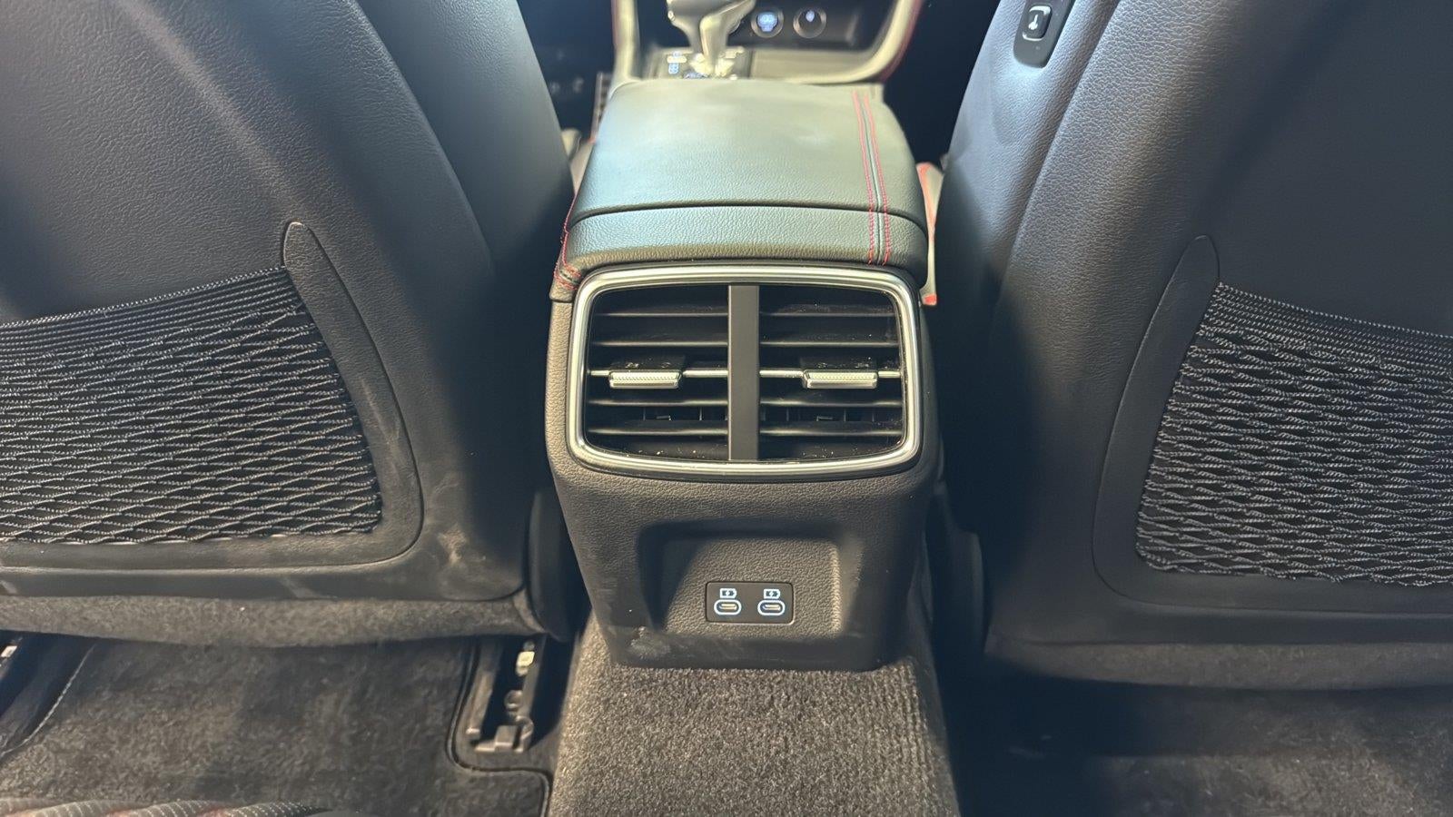 2024 Genesis G70 2.5T