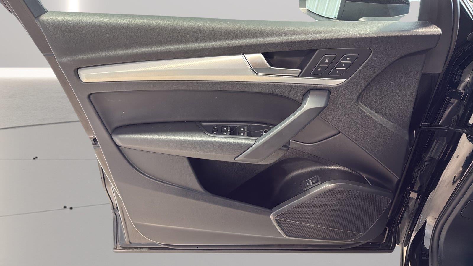 2025 Audi Q5 S line Premium