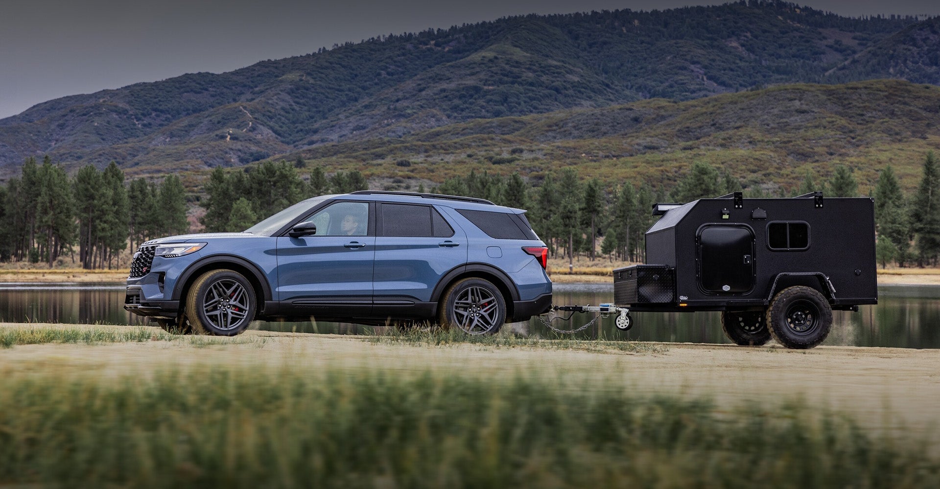 2025 Ford Explorer Interior